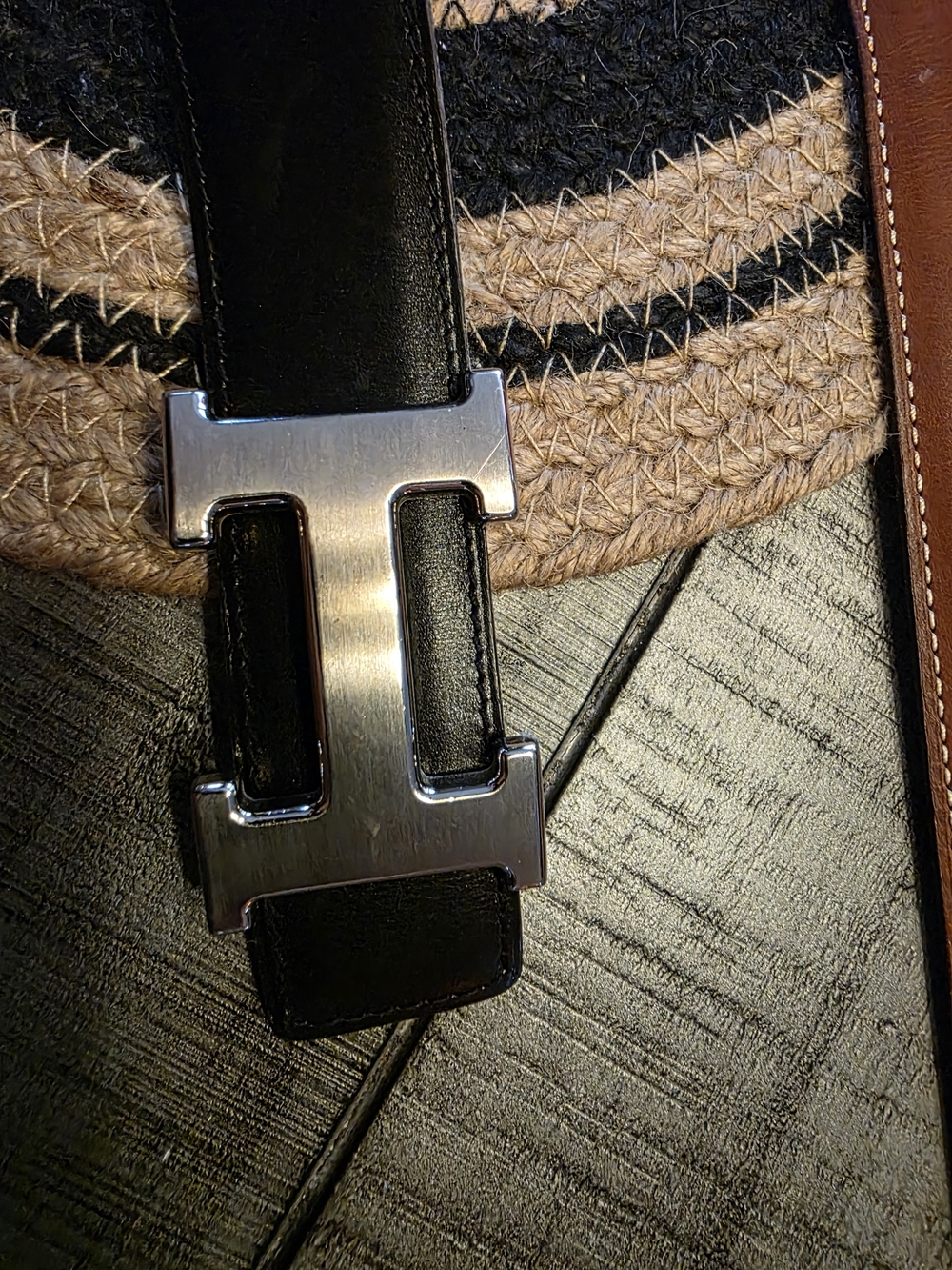 Hermès-inspired Black Leather Womens Belt with Silver H Buckle